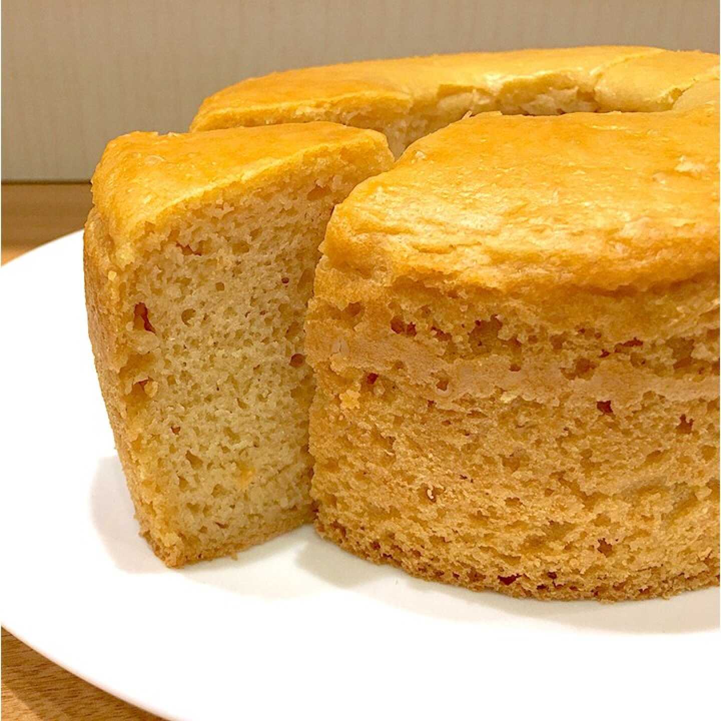 米粉のシフォンケーキ 15cmホール / グルテンフリー ヴィーガン ケーキ スイーツ / 佐賀県 / 株式会社santecafeまる[41AHAF004]