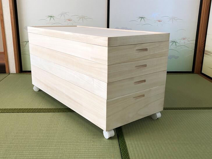 【ふるさと納税】桐たんす 総桐着物収納4段キャスター付 KR-4CM：B044-004のサムネイル