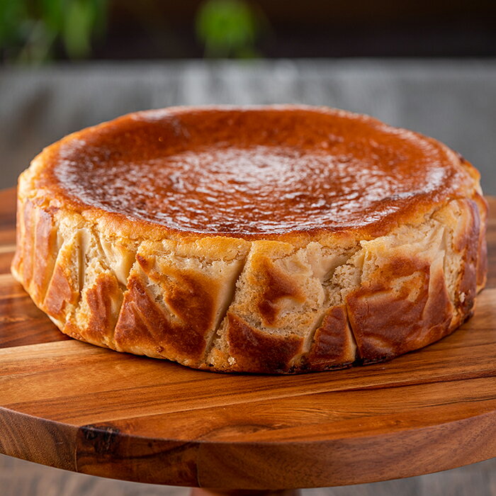 【ふるさと納税】金ごまバスクチーズケーキ：B140-055のサムネイル