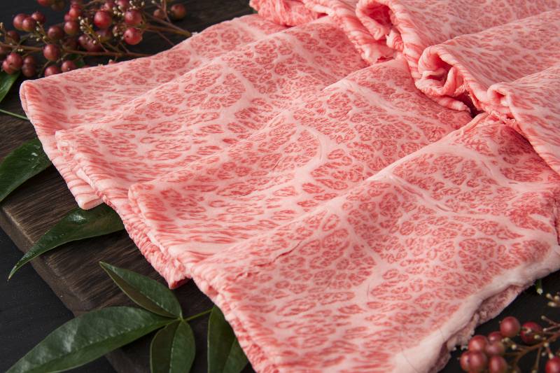 【ふるさと納税】伊万里牛肩ローススライス（すき焼き、焼肉用）500g J245