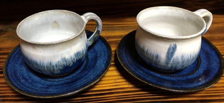 【陶器】コーヒーカップA(2客セット)【コーヒー カップ 陶器 彫刻 焼き物 1点もの 1品物 手作り ぬくもり 温かみ 体験教室】 B5-R050002