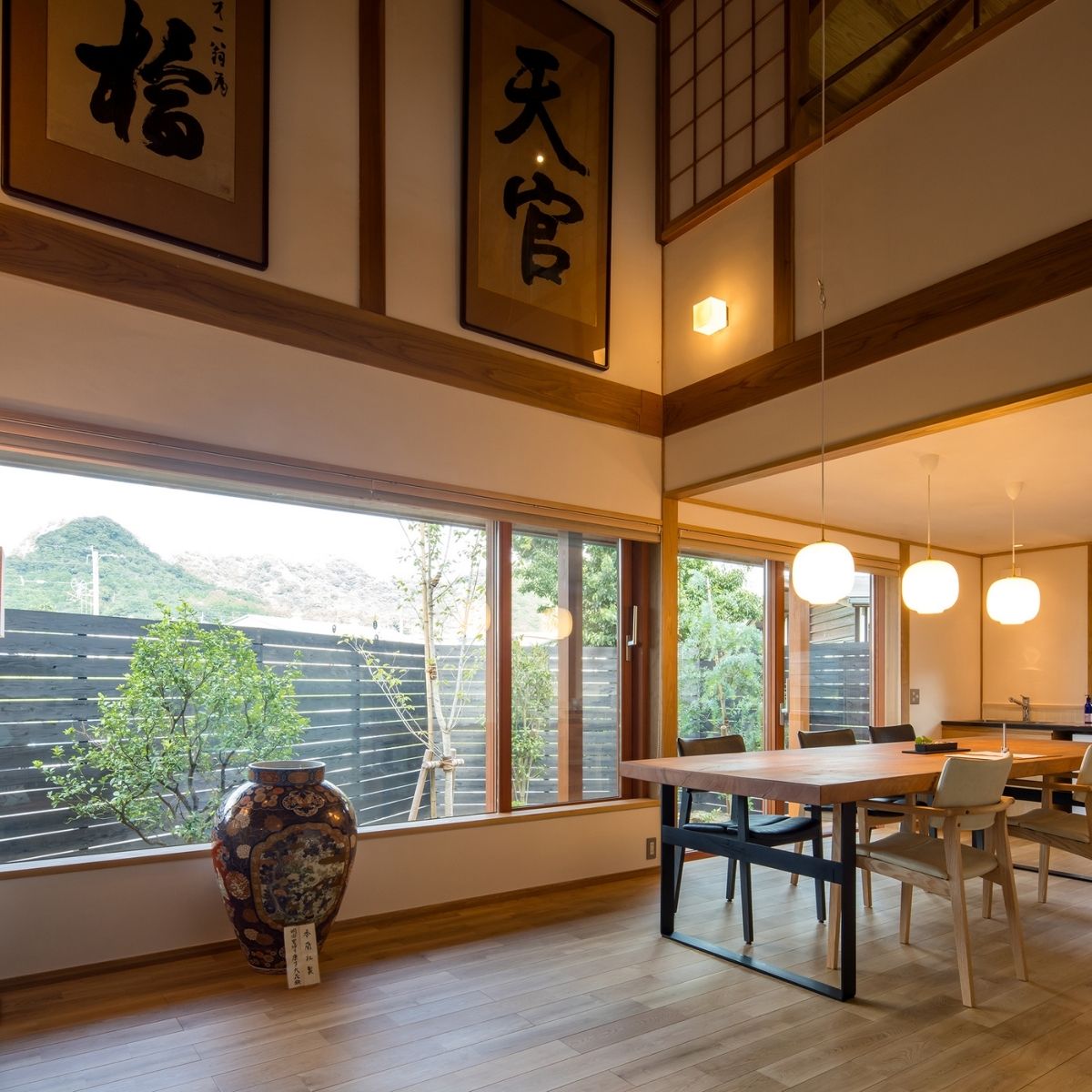 【ふるさと納税】有田焼・骨董を楽しむ有田町唯一のオーベルジュ 宿坊心月 「天宮」 1泊 4名様 宿泊プラン オーベルジュ 旅行 宿泊 チケット 美肌 温泉 うつわ 有田焼 文化 佐賀県 有田町 日本料理 保名 V750-1