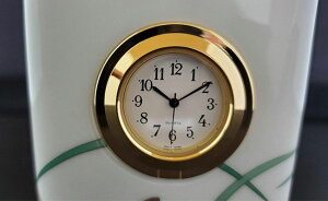 A25-153【ふるさと納税】香蘭社「リンドフィールド」 ペン立て時計