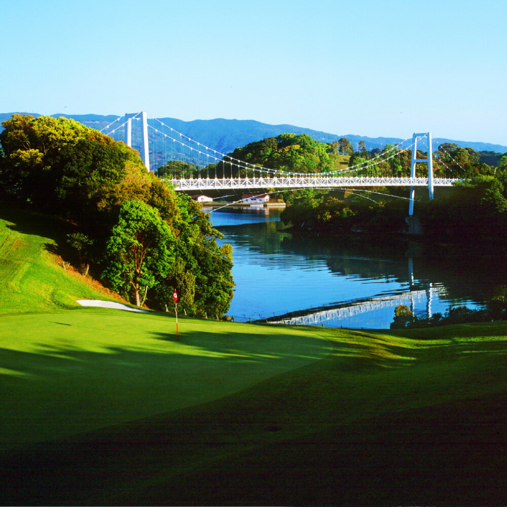 【ふるさと納税】【7営業日以内発送】オーシャンパレスゴルフクラブ＆リゾート 全日ゴルフプレー券 （1名様） 観光 旅行 体験 券 ゴルフ ゴルフプレー券 利用券 全日 スポーツ リゾート チケット 長崎 長崎市 送料無料