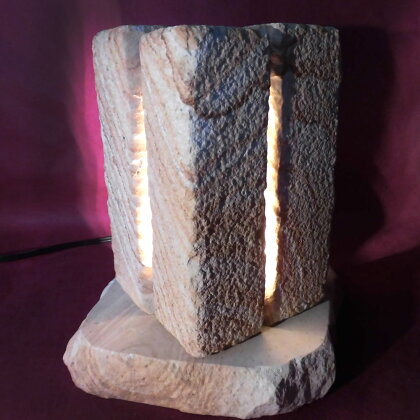 木目石 石あかり 吹割石 (15cm×9.5cm×9.5cm) ライト 照明 おしゃれ 間接照明 インテリアライト 電球 ソケット付き インテリア 雑貨 置物 おしゃれ 熊本県産 九州産 送料無料