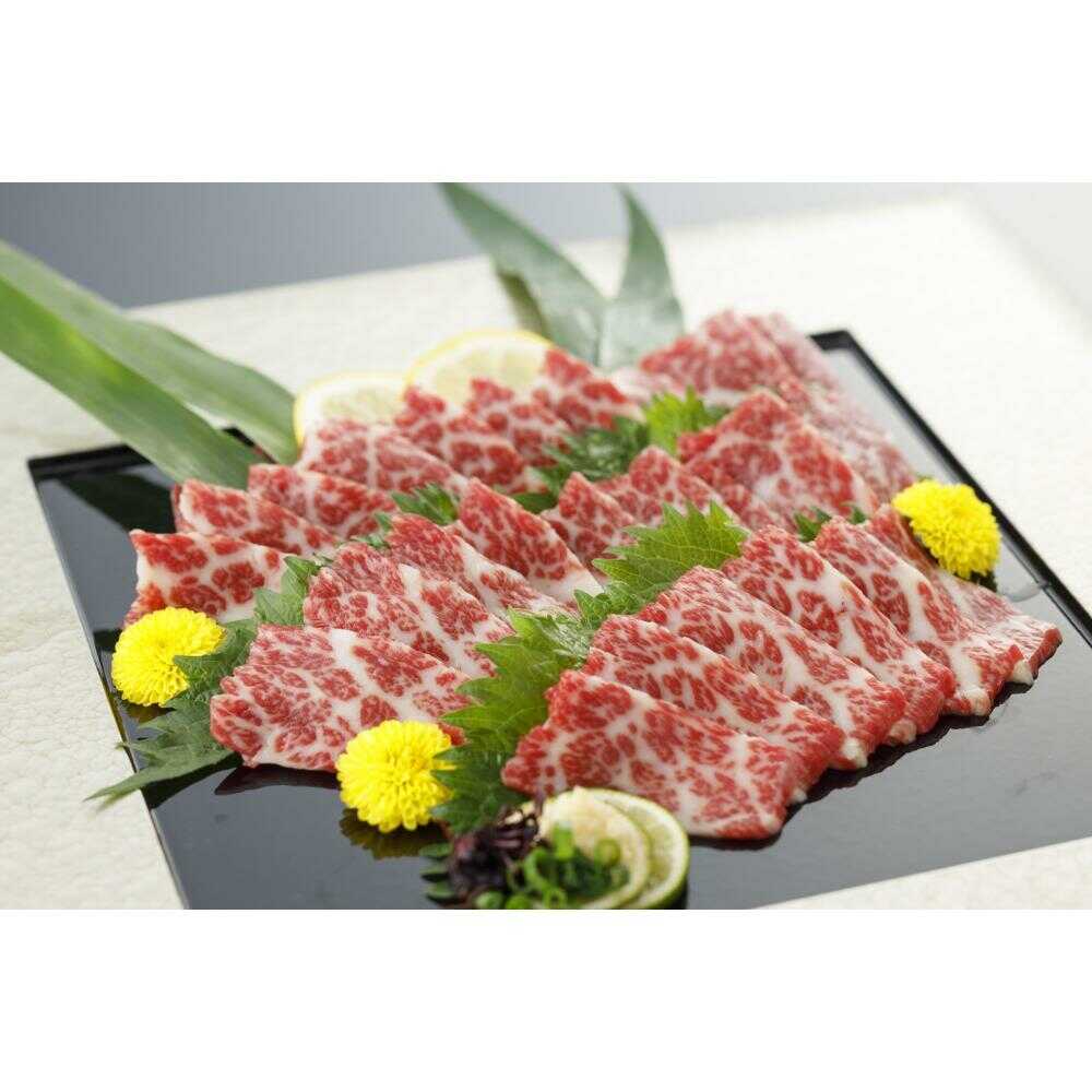 【全3回定期便】厳選霜降り馬刺し（大トロ）約200g 馬刺 ばさし 熊本 冷凍 馬肉 大トロ馬刺し 刺身 さしみ おつまみ ヘルシー 霜降り 馬刺し つまみ 晩酌 冷凍 ブロック 熊本県 合志市 送料無料【有限会社 桜屋】[AYCP048]