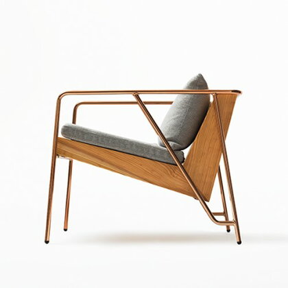 ＜FIL＞MASS Series Lounge Chair-Natural Wood & Copper Frame　インテリア 家具 イージーチェア 椅子 チェア 背もたれ 肘掛 クッション 木製 無垢材 小国杉 受注生産 おしゃれ リビング ダイニング ギフト 限定 阿蘇 南小国町