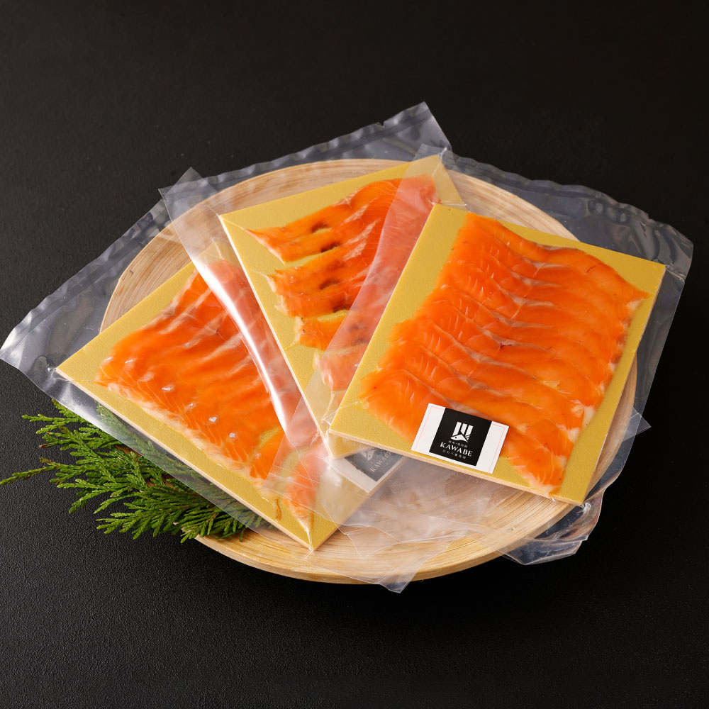 レストラン仕込み!熊本・奥阿蘇 ASOサーモンの燻製 合計200g 40g×5パック 魚 川魚 真空パック 燻製 スモーク おつまみ 個包装 冷凍 熊本県産 九州産 国産 送料無料