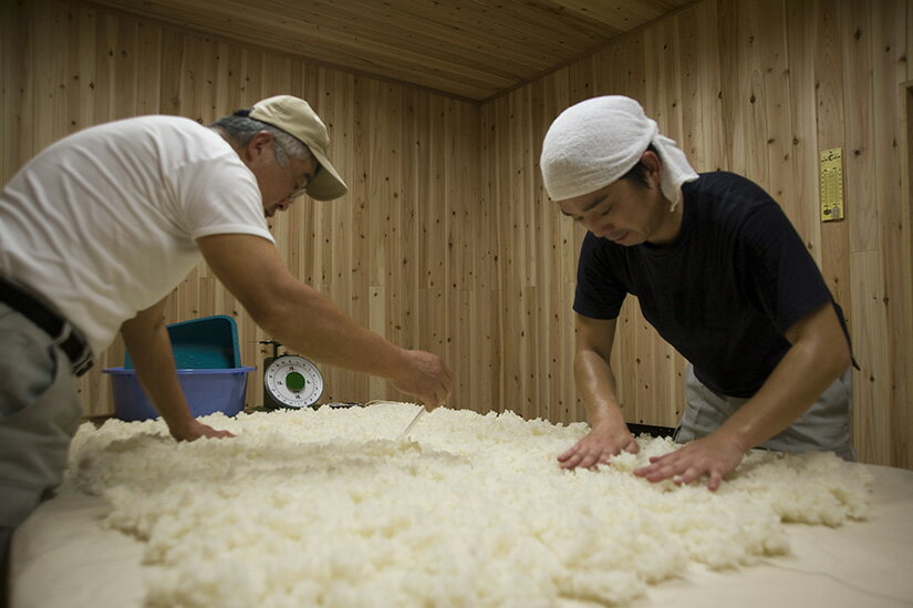 【ふるさと納税】豊潤特別純米&豊潤特別純米辛口...の紹介画像3