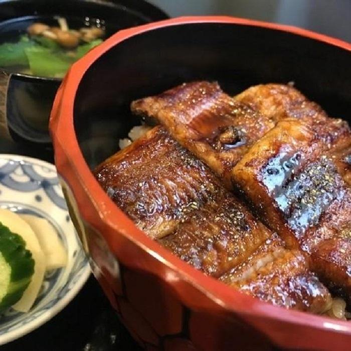 【ふるさと納税】湯布院 ミシュラン掲載　和食「もみじ」選べるランチペアお食事券【黒毛和牛ステーキ丼又は国産鰻丼】 | ランチ 食事券 チケット 牛肉 ステーキ 鰻 大分県 由布市 大分 九州 返礼品 お礼の品 楽天ふるさと ペア 由布院