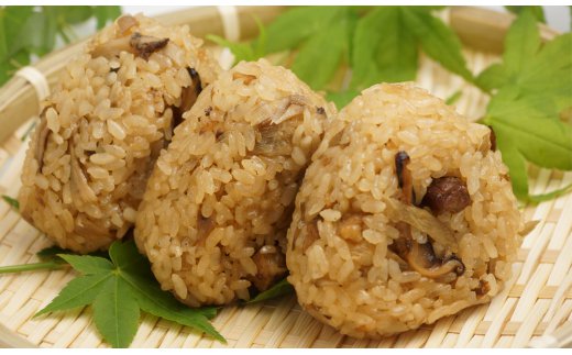 【ふるさと納税】「あかのや」鶏めしのおにぎり10個と鶏鶏(といとい)セット