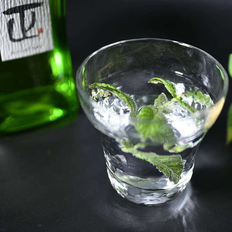 AKAYANE クラフトジン ジュニパーベリーオンリー 47度 720ml 箱なし 赤屋根 スピリッツ 佐多宗二商店【ワインならリカオー】