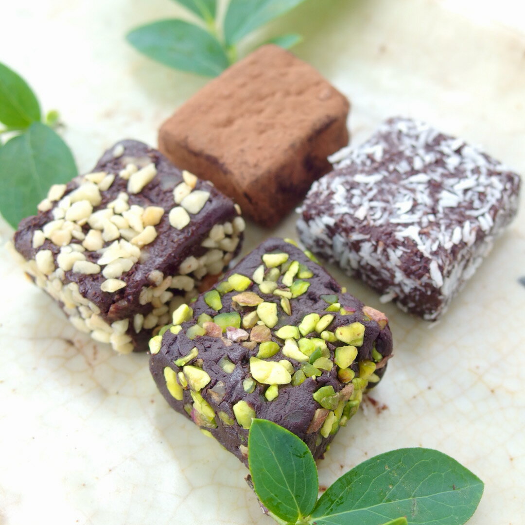 オリーブオイル生チョコ詰合わせ[4個]乳製品・白砂糖不使用 スイーツ お菓子 チョコレート プレゼント セット 詰め合わせ 冷蔵 送料無料