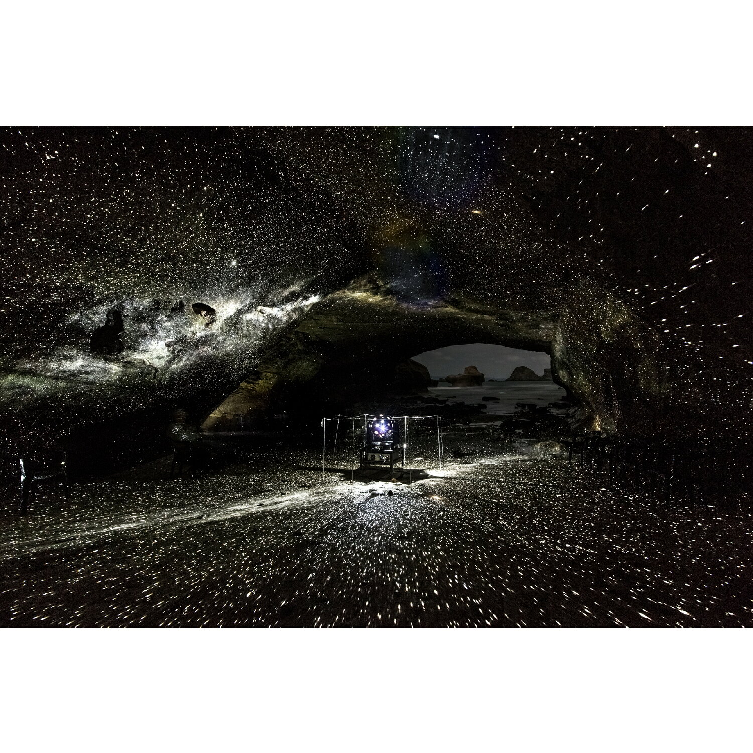 【ふるさと納税】種子島宇宙芸術祭　第二部（高校生） 【 イベント 祭り 宇宙 芸術祭 アーティスト 作品 種子島 たねがしま プラネタリウムイベント 大型投影作品 パフォーマンス ビーチ 鹿児島県 返礼品 】【南種子町】 f465020-minamitane-10000681 鹿児島県南種子町 サンプル画像2
