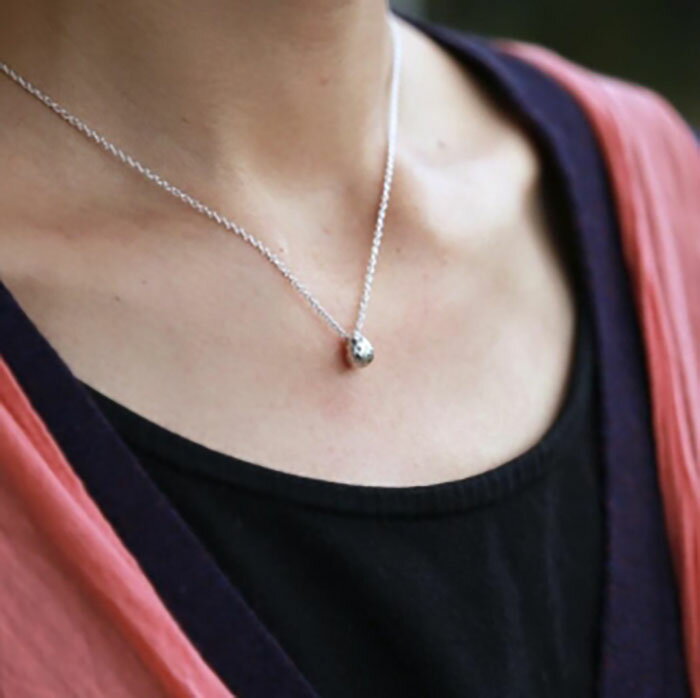 【ふるさと納税】雨上がり ー水滴ー（ネックレス）【受注制作】