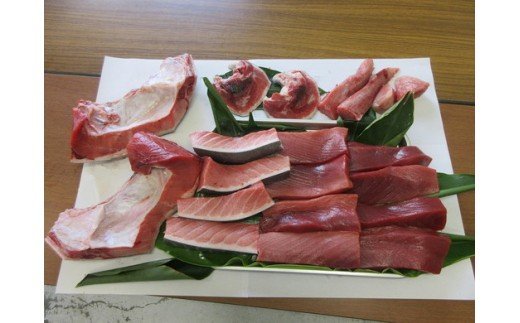 sen0000 奄美大島産養殖クロマグロまるごと満喫セット(柵5P他)