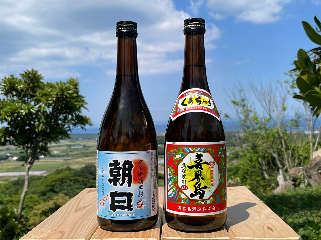 6位! 口コミ数「1件」評価「1」黒糖焼酎4合瓶2本セット(朝日25°・喜界島25°)