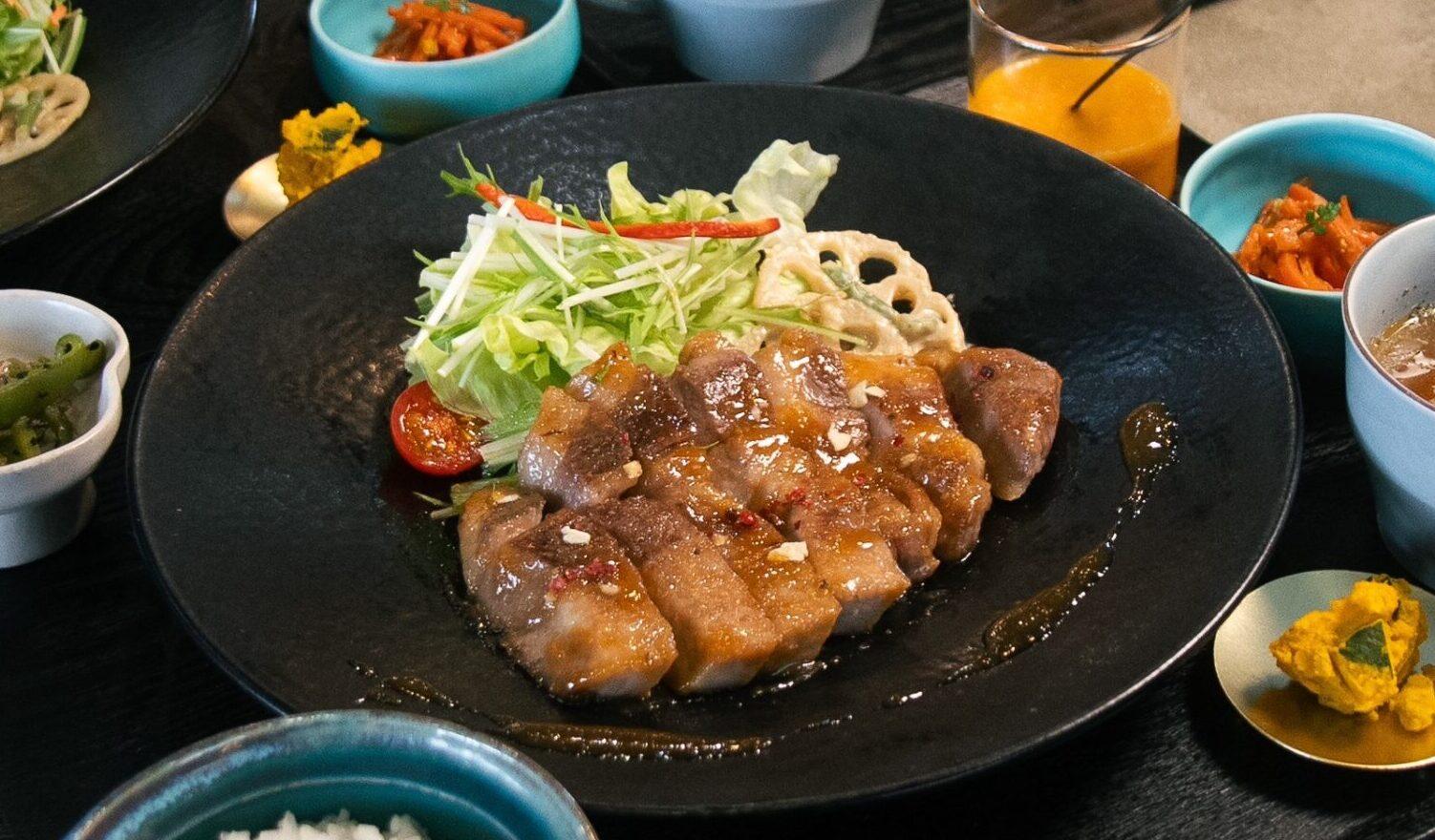ڤդ뤵Ǽǡۤ 3,000ʬ cafe Surin ( ե  ) 