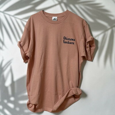 【ふるさと納税】やんばるの自然を纏う オリジナルデザインTシャツ(ピンク/Lサイズ)【1732941】