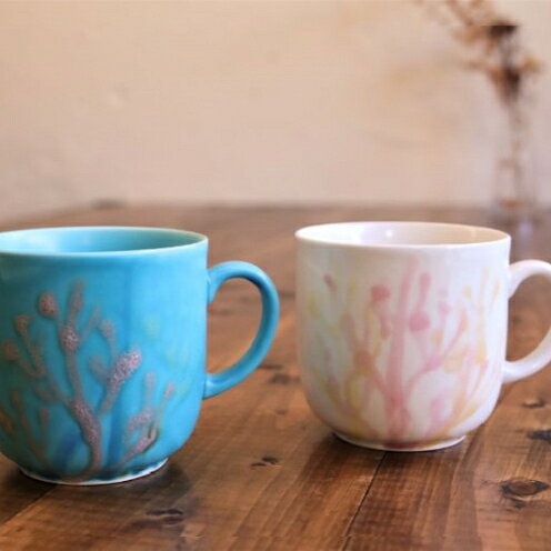 [datta.沖縄南の島陶芸工房]珊瑚カップ 青色x純白(ペアセット)