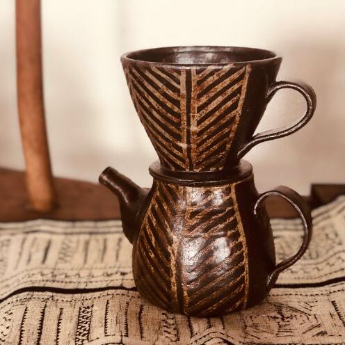 22位! 口コミ数「1件」評価「5」＜南陶窯＞コーヒードリッパーセット【灰釉・線紋】 ☆ 陶器 やちむん 沖縄 伝統工芸品 珈琲 週末の楽しみ オシャレ コレクション アジアンテイスト ポット 新生活