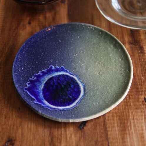 [datta.沖縄南の島 陶芸工房]陶板プレート(琉球ガラスとやちむんのグラデーション)