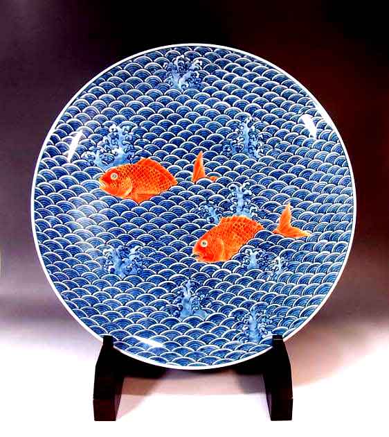 有田焼美術品染錦金彩青海波鯛絵飾り大皿陶芸作家 藤井錦彩 作(径46cm)