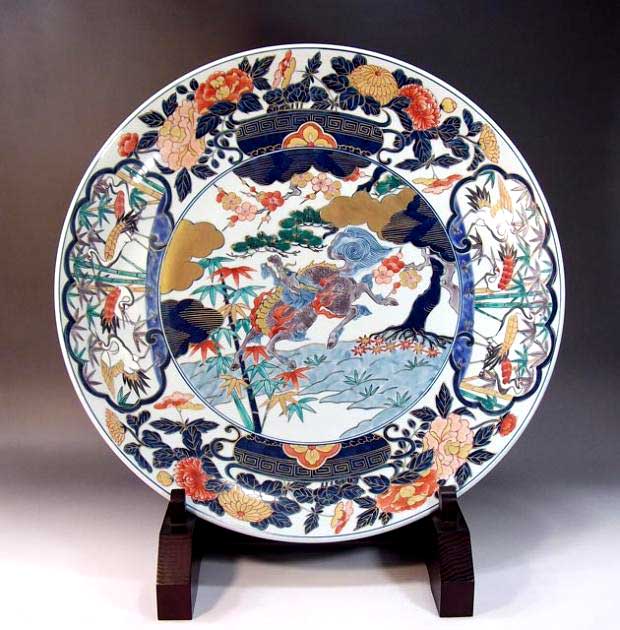 有田焼美術品倣・古伊万里染錦金彩麒麟絵飾り大皿陶芸作家 藤井錦彩 作(径46cm)