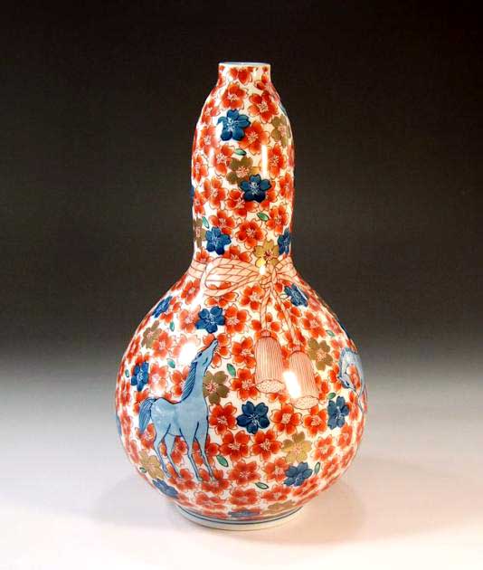 有田焼・伝統工芸・総手描き染錦金彩花結び桜馬絵飾り花瓶陶芸作家 藤井錦彩 作