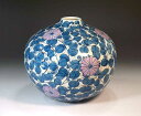 有田焼・伝統工芸・総手描き染錦金彩菊唐草文様飾り花瓶陶芸作家 藤井錦彩 作
