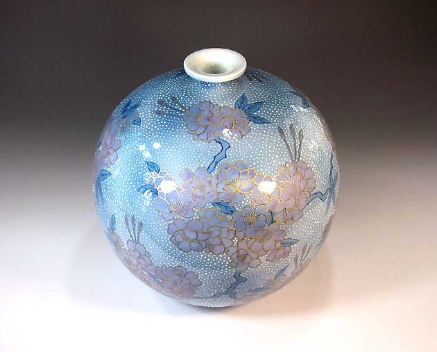 有田焼・伝統工芸・総手描き染錦金彩釉裏紅桜絵飾り花瓶陶芸作家 藤井錦彩 作 [2]