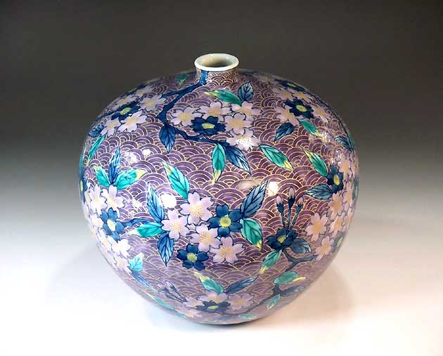 有田焼・伝統工芸・総手描き染錦金彩青海波桜絵飾り花瓶陶芸作家 藤井錦彩 作 [2]
