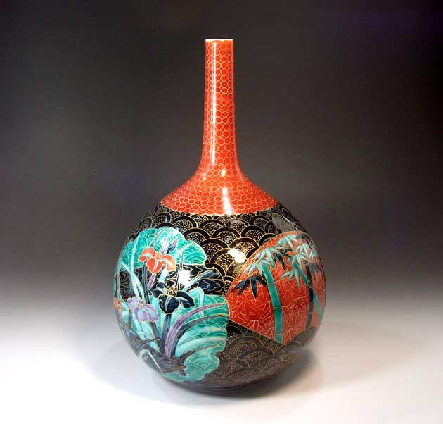 有田焼・伝統工芸・総手描き染錦金彩青海波扇割花絵飾り鶴首花瓶陶芸作家 藤井錦彩 作