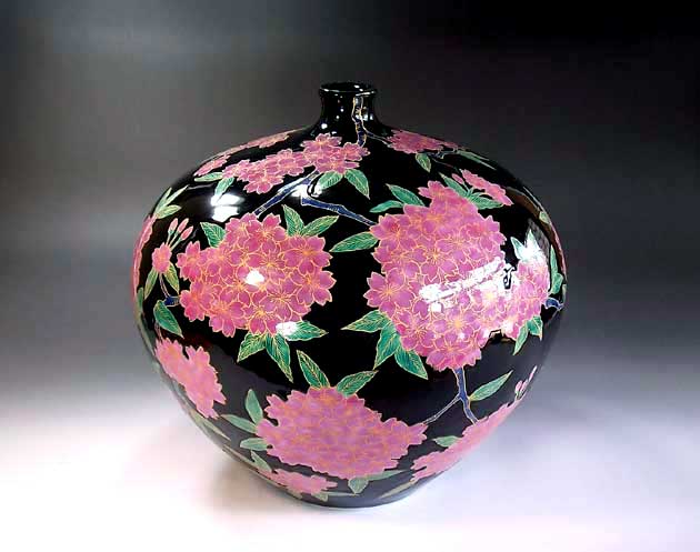 有田焼・伝統工芸・総手描き天目釉金彩桜絵飾り花瓶陶芸作家 藤井錦彩 作