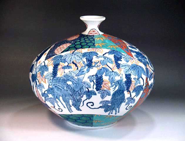 有田焼・伝統工芸・総手描き染錦金彩地文様割花鳥図飾り花瓶陶芸作家 藤井錦彩 作