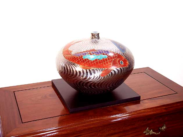 有田焼・伝統工芸・総手描き染錦プラチナ彩流水鯉絵飾り花瓶陶芸作家 藤井錦彩 作 [2]