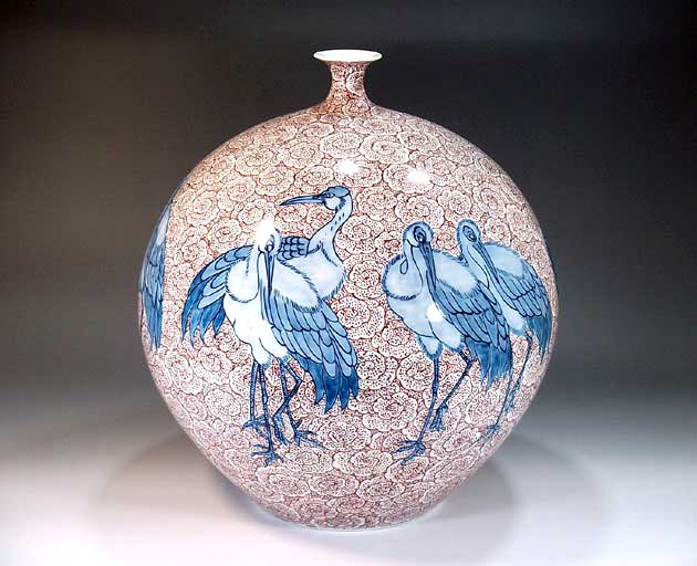 有田焼・伝統工芸・総手描き色鍋島様式紅雲文様鶴絵飾り花瓶陶芸作家 藤井錦彩 作