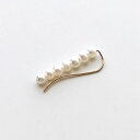 楽天セレクトショップfabCouture★再入荷★【Saskia Diez/サスキアディツ】 《片耳用》 BARBELLE PEARL EARSTUD 7PEARL,1PC 750 AU, FW PEARL（片耳用）