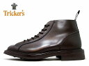 ブランド TRICKER'S / トリッカーズ Tricker'sはハンドメイド及びベンチメイドの最高級紳士靴を製造しています。 1829年に創立され、現在も創立者の子孫が経営する当社は素材と職人技を追及する伝統とエレガントなスタイルで知られています。 Tricker'sの製品は、タウンで、カントリーで常に最高の逸品を要求する目の高いお客様を客層とする世界に名の知れた有名小売店で販売されており、最高級のTricker'sという名声を維持し続けています。また、ロンドンの直営店舗には英国王室チャールズ皇太子御用達の紋章が掲げられ、その品質を証明しています。近年、Tricker'sのカントリーラインという、もともとハンティング等に使用されていたヘビーデューティー仕様のブーツやシューズがファッションとして注目されており、Paul Smith等の別注品も手掛けるなど、ファッション性も高く評価されています。カントリーブーツの人気が先行しているTricker'sですが、もともとはドレスシューズのメーカーで、チャールズ皇太子も同シリーズを履いています。 オーセンティックでスマートな木型を使用しながらも程より足入れ感を持ったこの2つのコレクションは、現在のファッション傾向とマッチした非常に洗練されたドレスシューズとして世界中で高い評価を得ています。 モデル TRICKER'S MONKEY BOOTS カントリーブーツと並ぶ人気のレースアップブーツがこのモンキーブーツです。デビーブーツとも呼ばれており、外羽根がトゥボックスまで伸びたデザインが特徴です。グッドイヤーウェルト製法による頑強な作りとは裏腹に、歩きやすさ・履き心地は抜群です！またアウトソールにはヨーロッパの高級な革靴にだけ使用されるダイナイトソールを使用し、見た目のエレガントさはそのままに実用性・機能性も兼ね備えた使える一足です。 マテリアル レザー ・カーフレザー ウィズ ・5 サイズに関してはコチラをご覧下さいませ。 製法 ・グッドイヤーウエルト製法 ソール ・ダイナイトソール ※英国のダイナイト社の作るラバーソール、通称「ダイナイトソール」を使用。 滑り止めの役目を果たす丸い突起があしらわれたラバー製のソールで実用性と見た目のバランスの良いソールです。レザーソールのようにスマートなのに、雨天時でも気兼ねなくガンガン履ける優れた耐久性が自慢です。 生産国 ・MADE IN ENGLAND / 英国製 TRICKERS トリッカーズの商品一覧はコチラ ご注意 ご購入前に必ずお読み下さい。 トリッカーズ モンキーブーツ Tricker's MONKY BOOTS m6077 ご注意 ※海外輸入品のため、靴箱に破損がある場合もございます。 ※天然皮革を使用していますので、左右で異なる質感や、シワやキズがある場合があります。 これらは不良品ではなく、革製品特有のものとなりますのであらかじめご了承いただくようお願いいたします。 上記内容としてご返品、交換をご希望の場合はお客様事由として対応させて頂きます。 予めご了承ください。 ※こちらの商品はメーカー在庫も含む為、ご注文いただいても売り切れとなっている場合やお取り寄せとなる場合がございます。 必ずご確認ください こちらの商品は弊社在庫およびメーカー流動在庫を含む商品となります。 限りなく最新の在庫状況を反映するよう努めてさせて頂いておりますが、選択肢が〇の場合でも完売、欠品の場合が御座います。 欠品の場合につきましてはメールにてご案内させて頂きました後、弊社にてキャンセル手続きを行わせて頂きますので予めご了承ください。トリッカーズ モンキーブーツ Tricker's MONKY BOOTS m6077