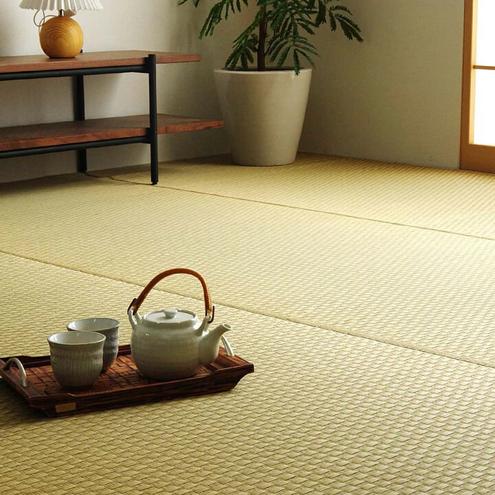 [さらにエントリーでポイント5倍確定]い草ラグ おしゃれ 国産 リバーシブル 348×352cm 江戸間8畳 ござ 夏 夏用ラグ 夏ラグ カーペット 江戸間 本間 上敷き 大きいサイズ 大判 畳ラグ 畳マット 長方形 正方形 cup5 [2]