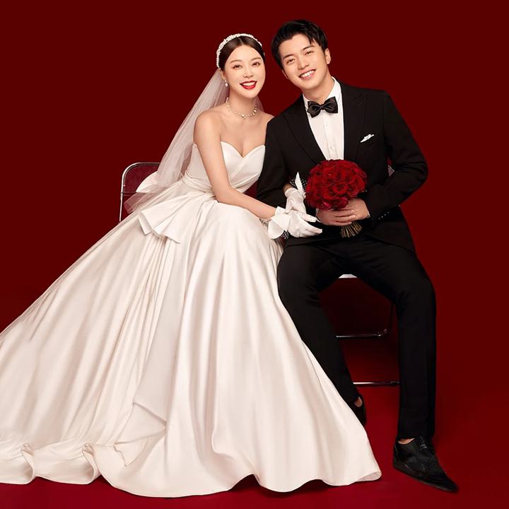 ウェディングドレス マタニティ ハートカット 前撮り ビスチェ ギャザー ウエディングドレス ノースリーブ リボン 二次会ドレス 花嫁ドレス ロングドレス ロング ロング丈 袖なし プリンセス 胸元 かわいい 大人可愛い きれいめ 上品 おしゃれ お洒落 大人可愛い