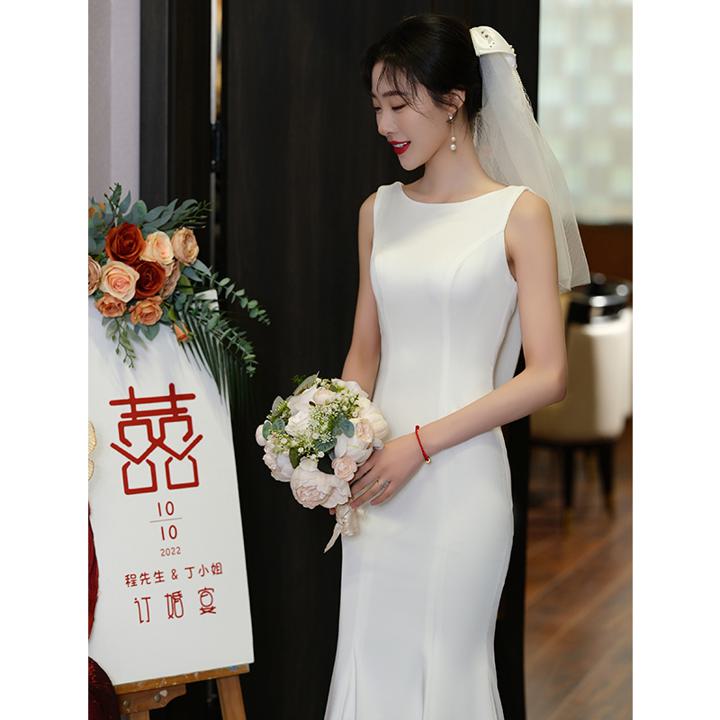 ノースリーブ ロングウェディグドレス【着後レビュー特典】シンプルスレンダードレス 楽に着られてリラックスできそうなドレス 開放感のあるリゾートウエディングやロケフォトにもぴったり 背中見せ ウェディング パーティードレス 結婚式ドレス 二次会【wdn-806】