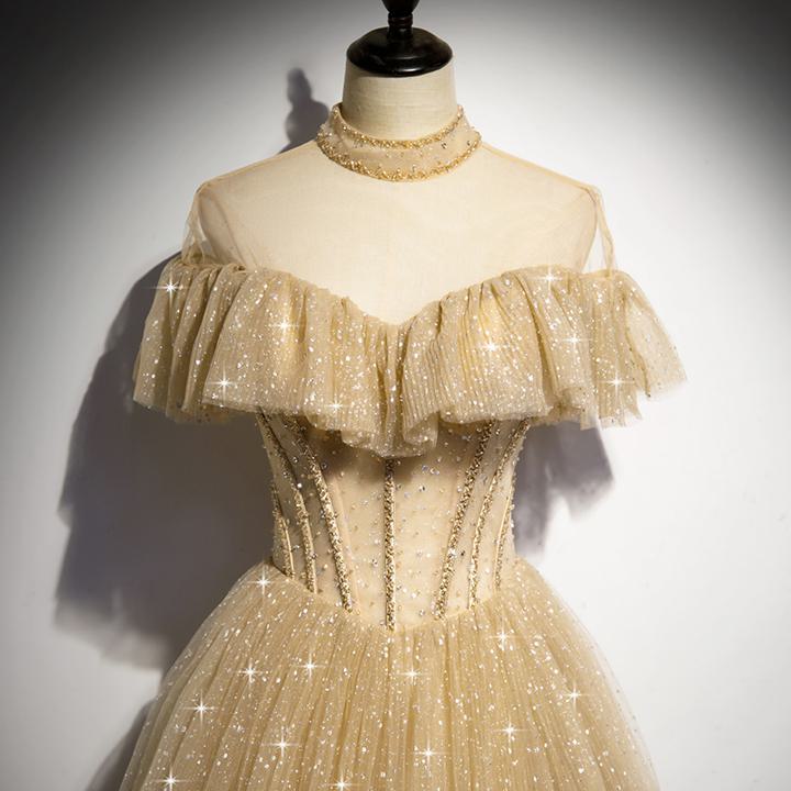 キラキラ カラードレス クリームイエロー【着後レビュー特典】ハイネック レースから透けて見える肌が上品な抜け感を演出 Aラインドレス イリュージョンネック 半袖 袖有 「透け感」のあるドレス 不動の人気のAラインドレス 背中見せ 上品 ゴールド