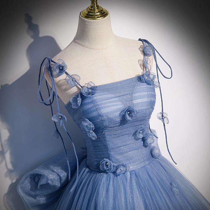 ファクトリーダイレクト・ラボの立体的なお花の3Dモチーフが華やかでロマンティック お色直しドレス ブルー【着後レビュー特典】バックビックリボンがかわいいAラインドレス チュール ノースリーブ 透け感 装飾が豪華 編上げ チュールが軽やかなボリュームスカート 可憐 華やかに演出｜アングル3