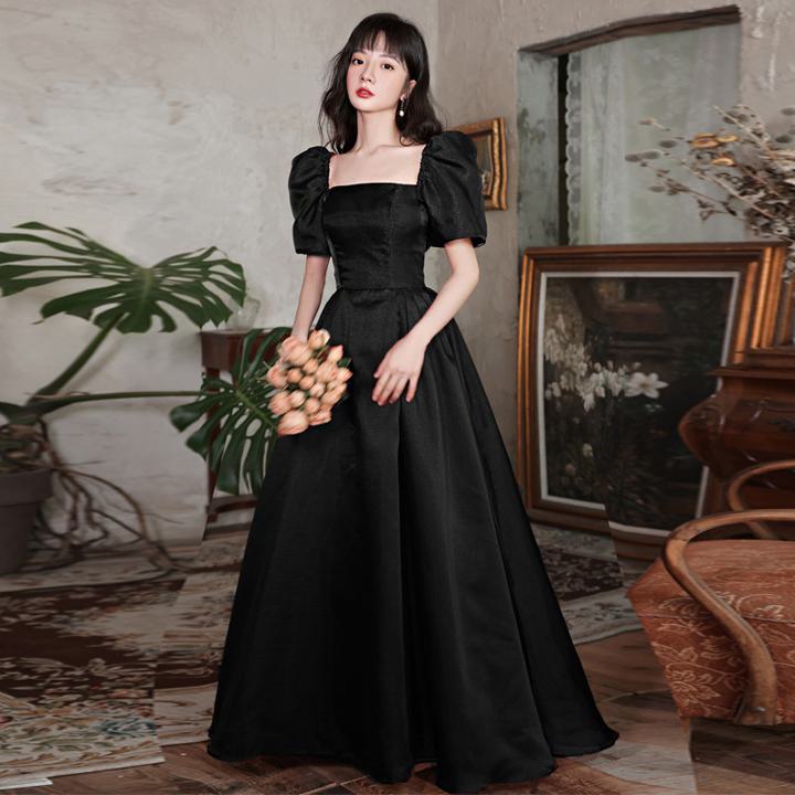 ガーリーな印象 丈の選べるシンプルドレス ワインレッド 黒 スクエアネック パフスリーブ 半袖 カジュ..