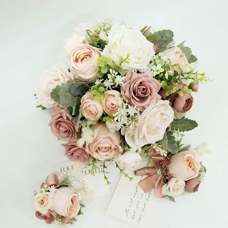 ウェディングブーケ ブートニア リストブーケ 単品 セット バラ ピンク 不動の人気ピンクのバラ クラッチブーケ ブートニア リストブーケ 王道 保存が利き、軽くて扱いやすい、リゾートや海外挙式、ロケフォトなど、何回でも使えるのがうれしいブーケ ナチュラル 葉 グリーン