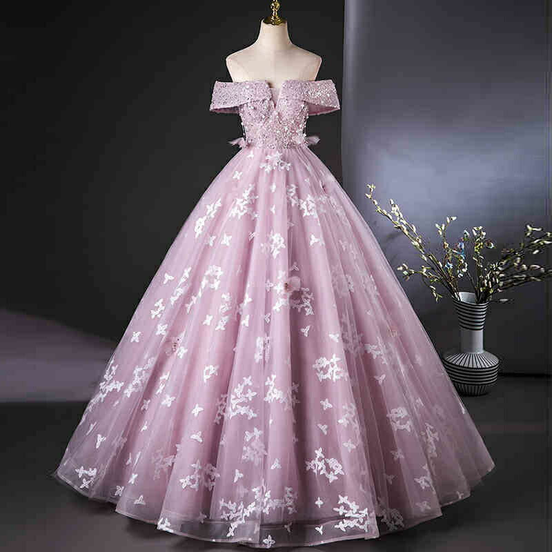 【P5倍+クーポン】蝶が舞うカラードレス ロングドレス パーティードレス ピンク 蝶 チュール パール 花 ウェディングドレス ウエディングドレス 結婚式 二次会 花嫁 前撮り 演奏会 発表会 オフショルダー 披露宴 ブライダル フォーマルドレス コンサート 舞台【cd-0839】