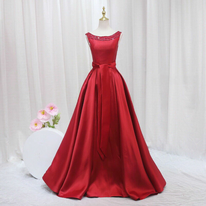 カラードレス ロングドレス パーティードレス レッド 赤 シンプル ノースリーブ 装飾 光沢 ウェディングドレス ウエディングドレス 結婚式 二次会 花嫁 前撮り 演奏会 発表会 カクテルドレス ブライダル フォーマルドレス 成人式 卒業式 コンサート【cd-0844】