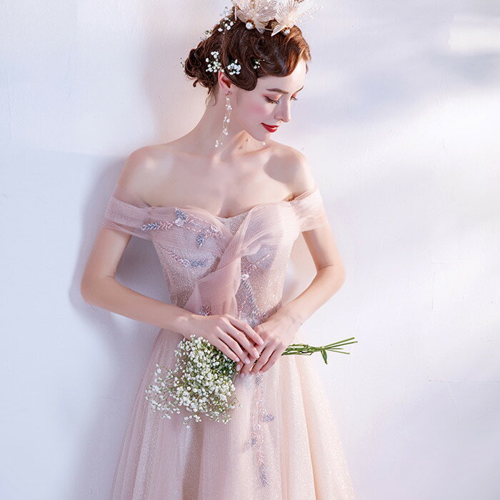 キラキラ輝く生地が美しく花模様が可愛いふんわりAラインロングドレス インポート ワンピース ウェディング ドレス XS S XL XXL XXXL 披露宴 刺繍