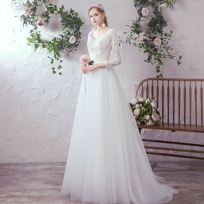 露出控えめ大人ウェディングドレス 袖あり【着後レビュー特典】華奢なレースのロングスリーブで気品ある花嫁姿 aラインドレス Vネック 床付き 長袖 フォトウェディング カジュアル インポート ブライダル パーティ ワンピース ウエディングドレス